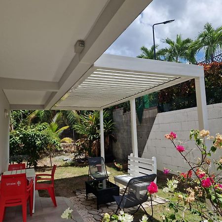 Apartamento F2 Rez De Jardin Carbet Le Carbet Exterior foto